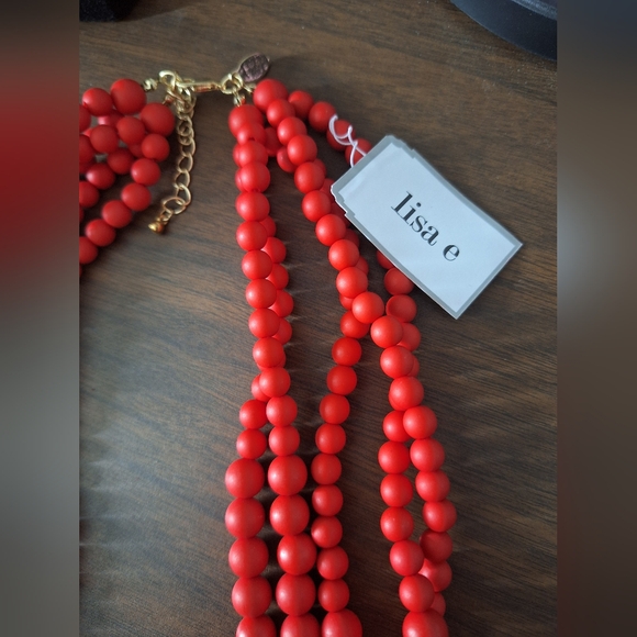 Lisa e red 5 strand statement necklace - Picture 2 of 5